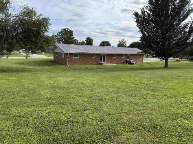 Listing Image 17