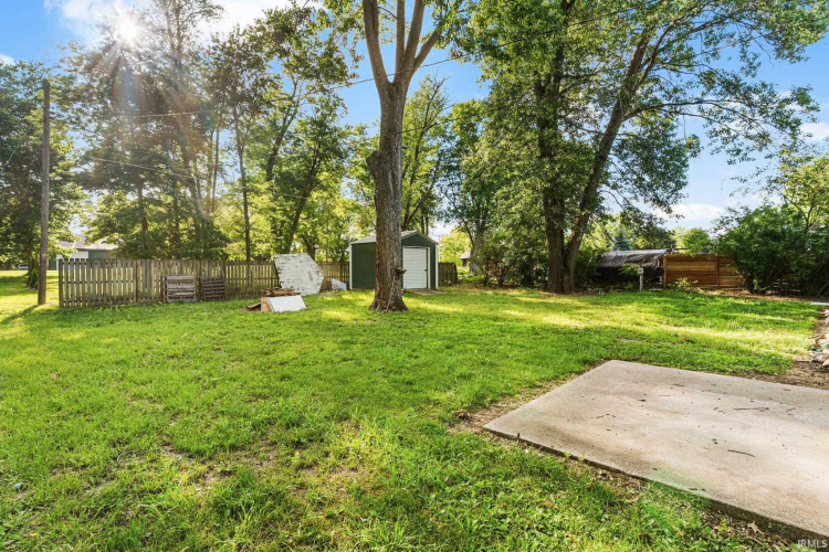 Listing Image 16