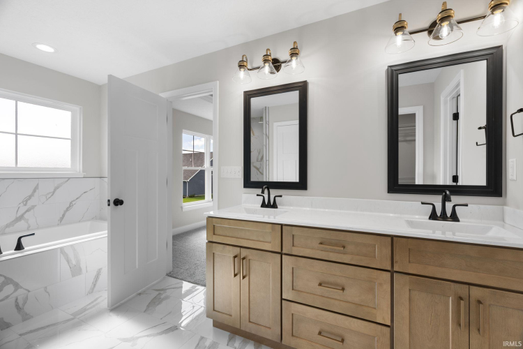 Listing Image 29