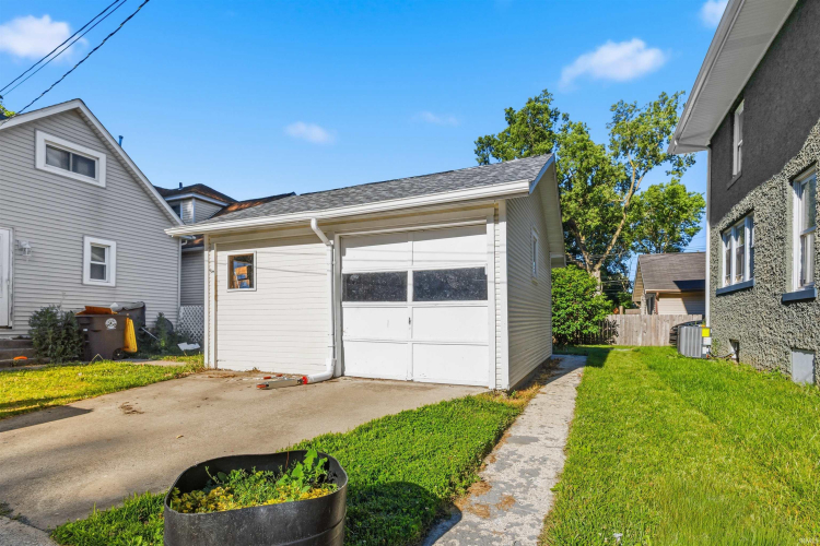 Listing Image 34