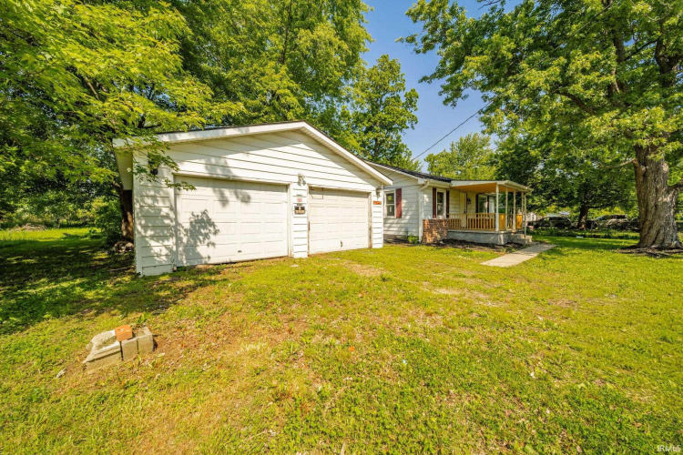 Listing Image 16