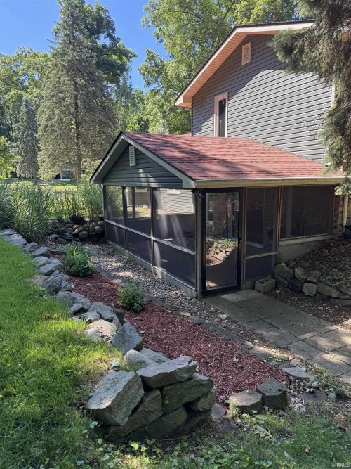 Listing Image 20