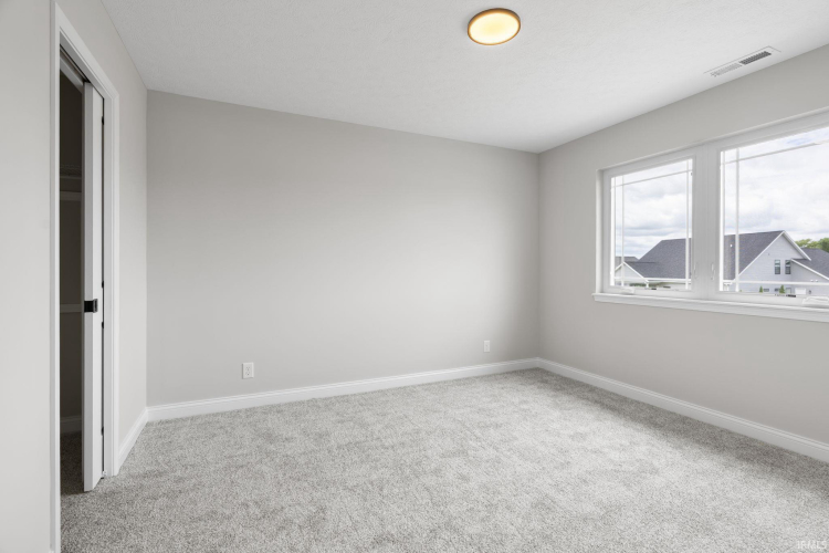 Listing Image 30