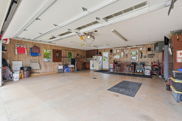 Listing Image 39