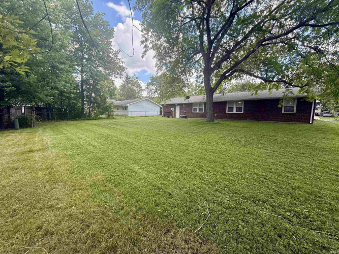 Listing Image 19