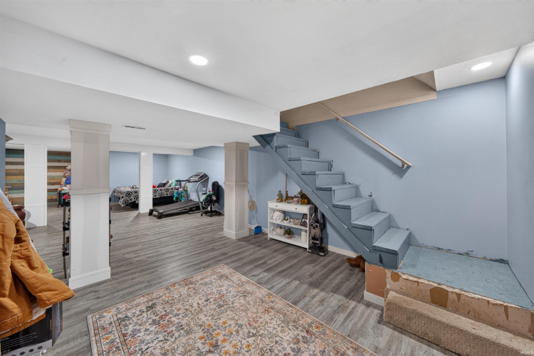 Listing Image 17
