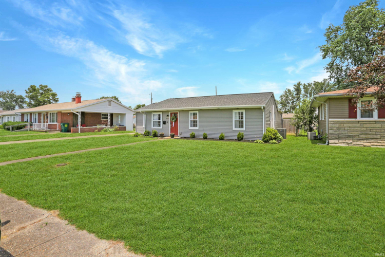 Listing Image 3
