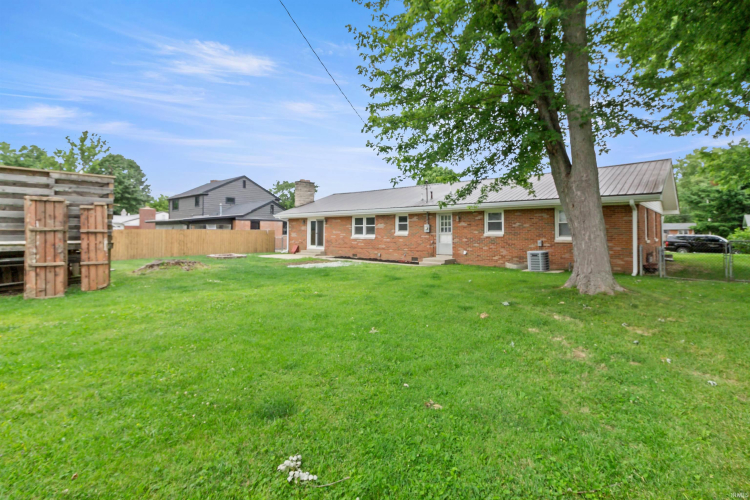 Listing Image 32