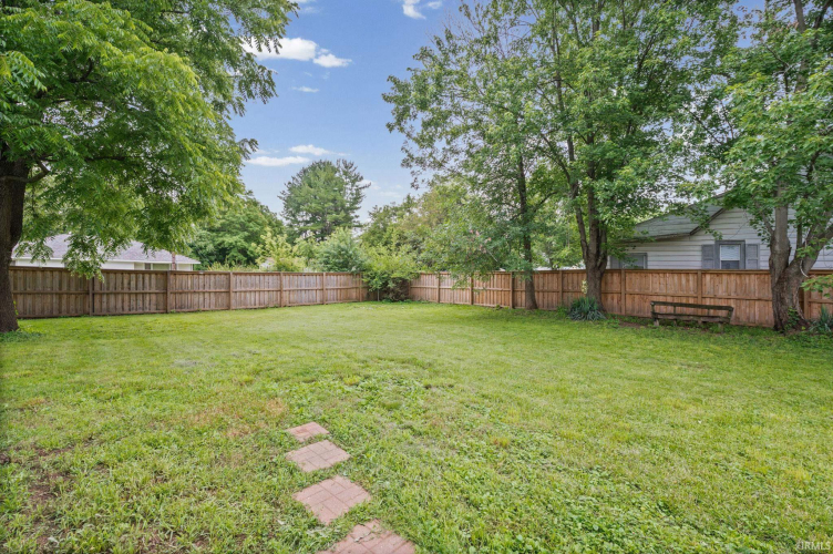 Listing Image 32