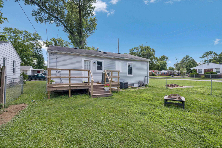 Listing Image 19