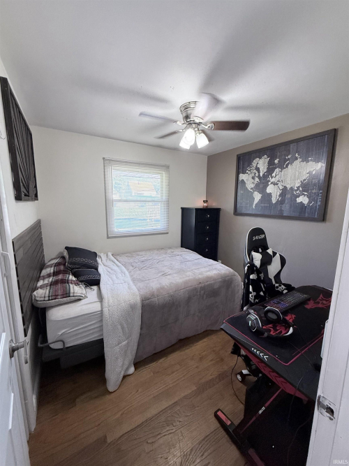 Listing Image 13