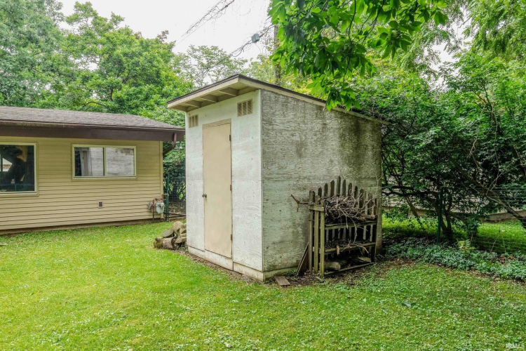 Listing Image 13