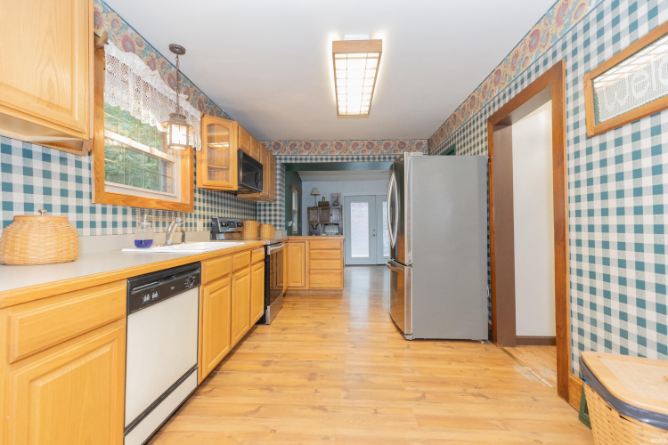 Listing Image 14