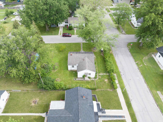 Listing Image 13