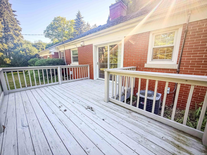 Listing Image 27