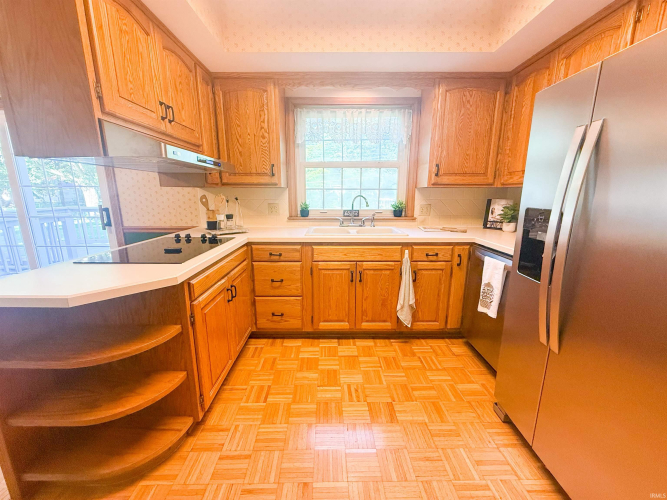 Listing Image 5