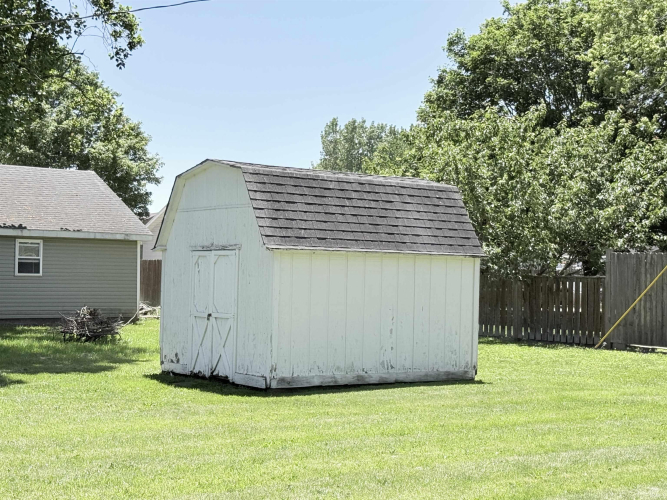 Listing Image 38