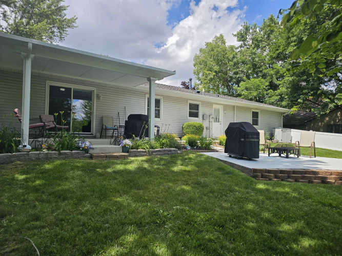 Listing Image 12