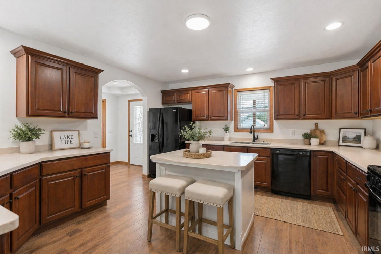 Listing Image 13