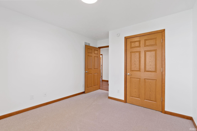 Listing Image 30