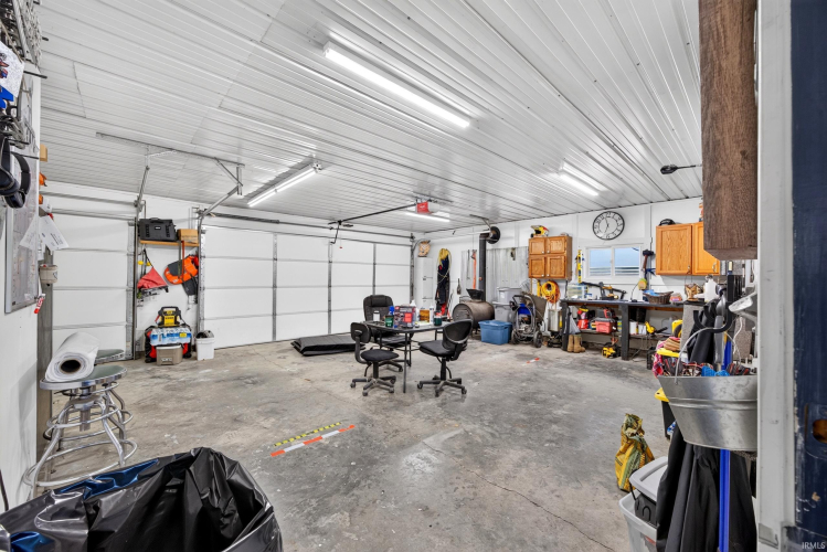 Listing Image 45