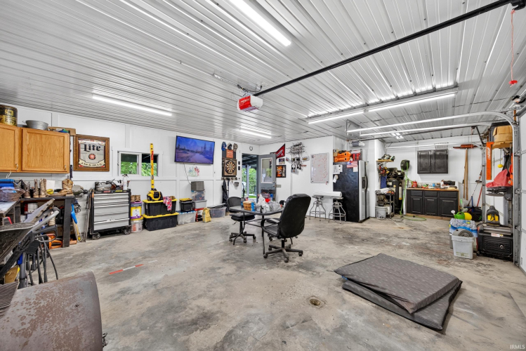 Listing Image 46