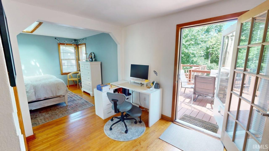 Listing Image 17