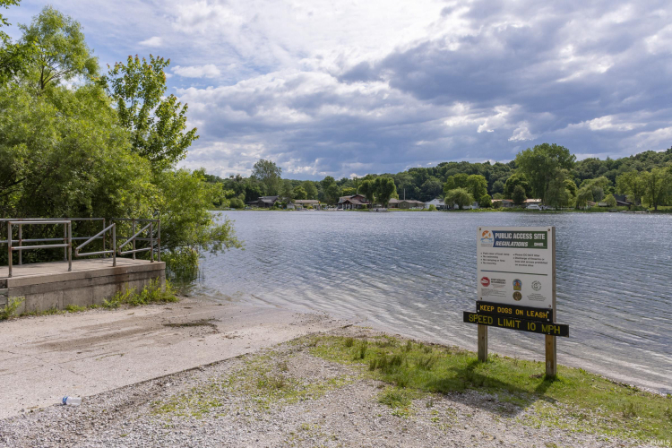 Listing Image 46