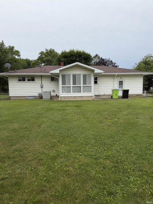 Listing Image 10