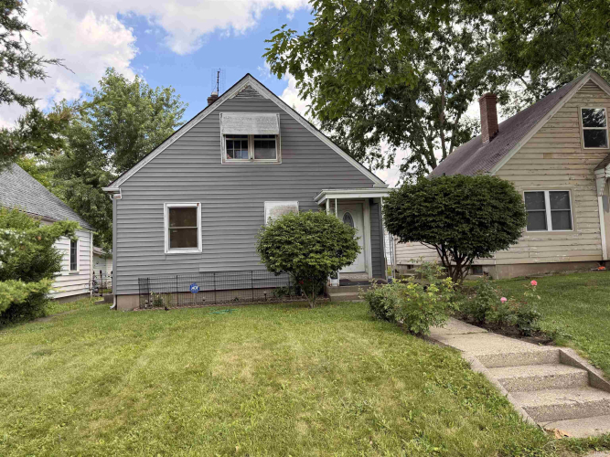 Listing Image 3
