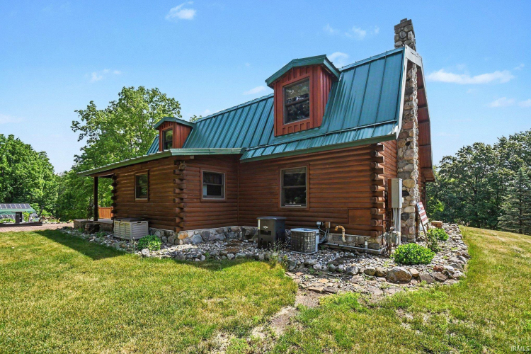 Listing Image 17
