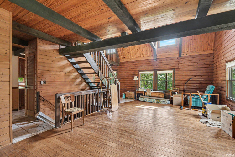 Listing Image 5