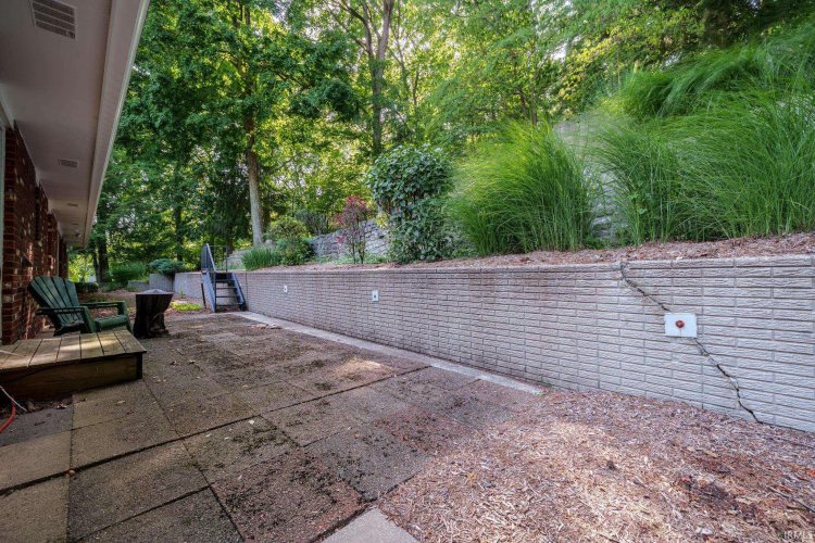 Listing Image 27