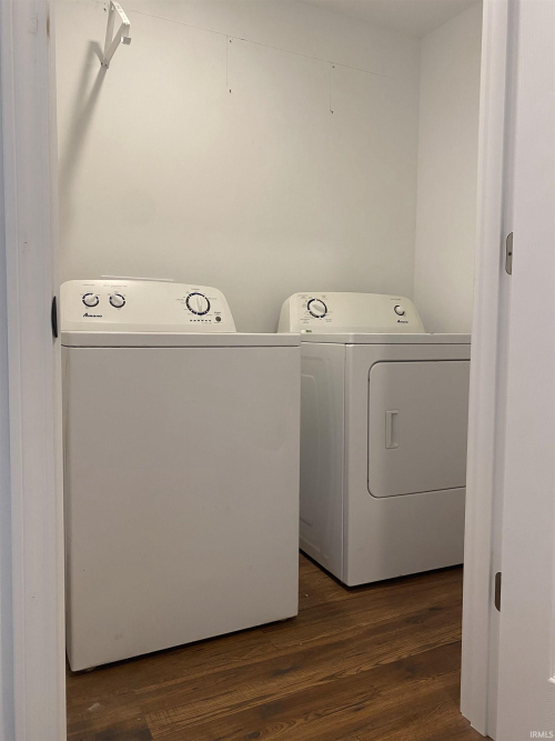 Listing Image 17