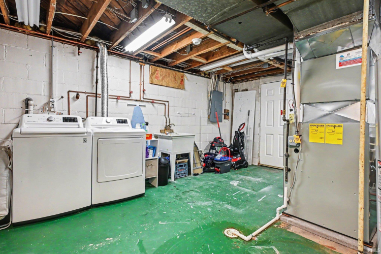 Listing Image 24