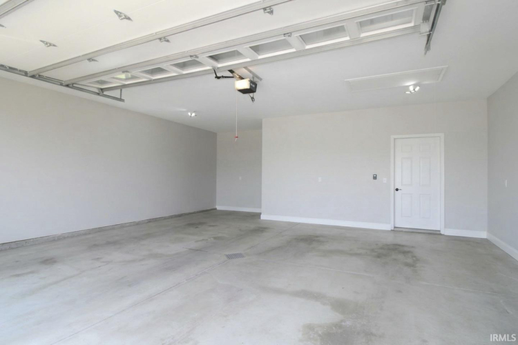 Listing Image 24