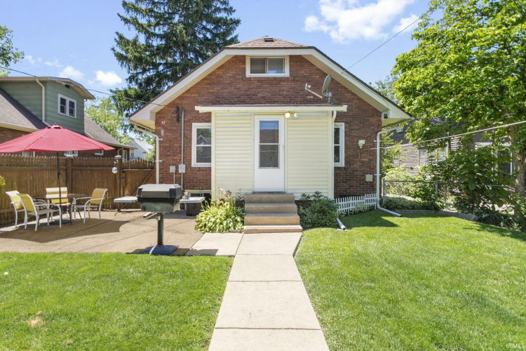 Listing Image 16