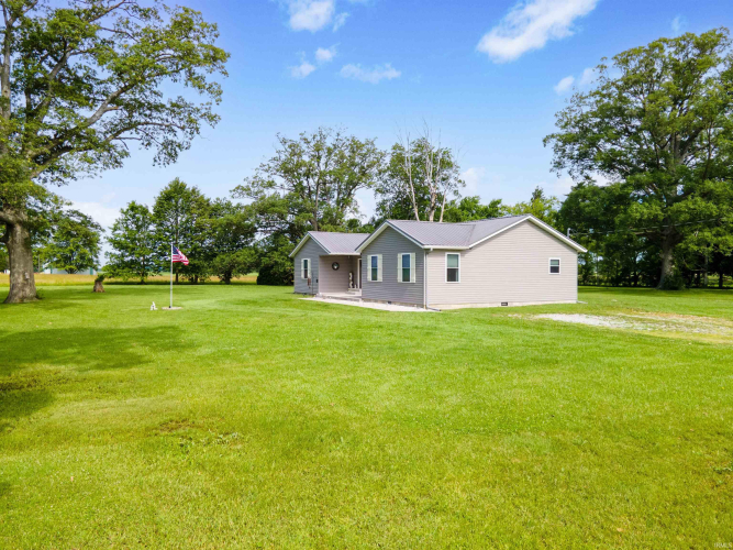 Listing Image 3