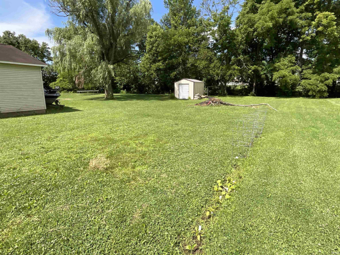 Listing Image 11