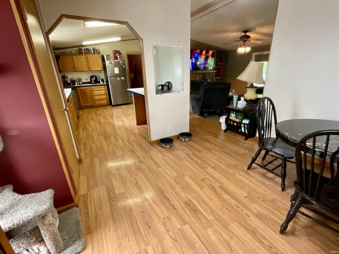 Listing Image 33