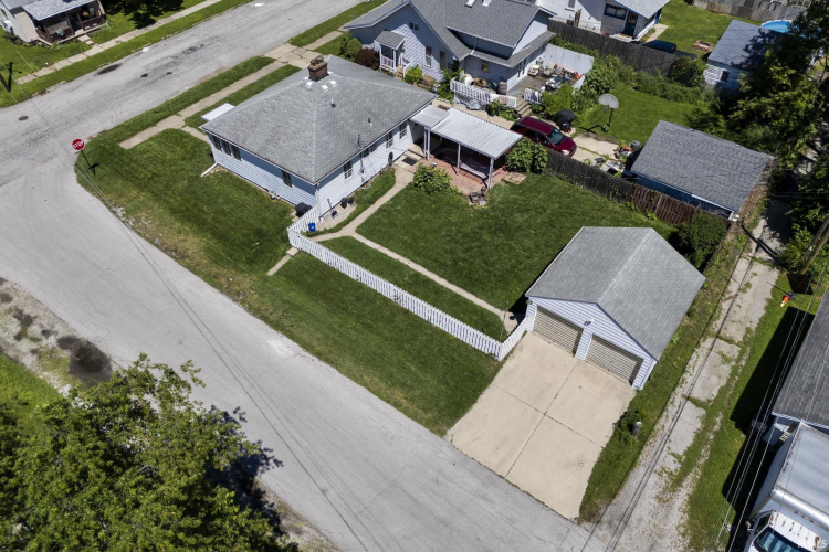 Listing Image 28