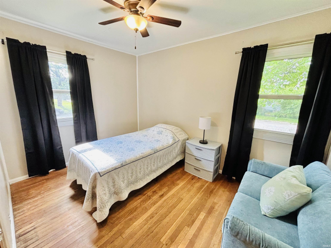 Listing Image 21