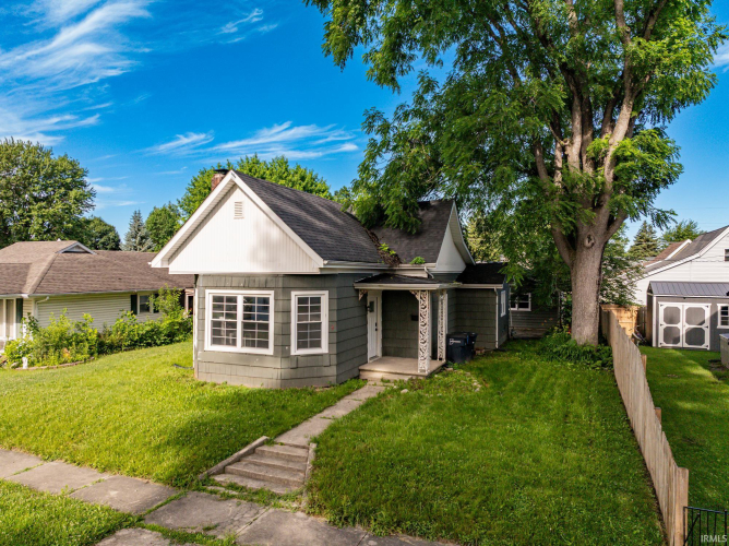 Listing Image 3