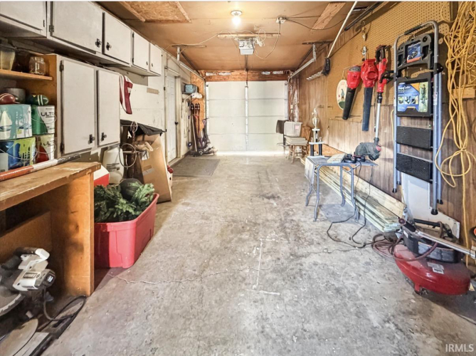 Listing Image 33
