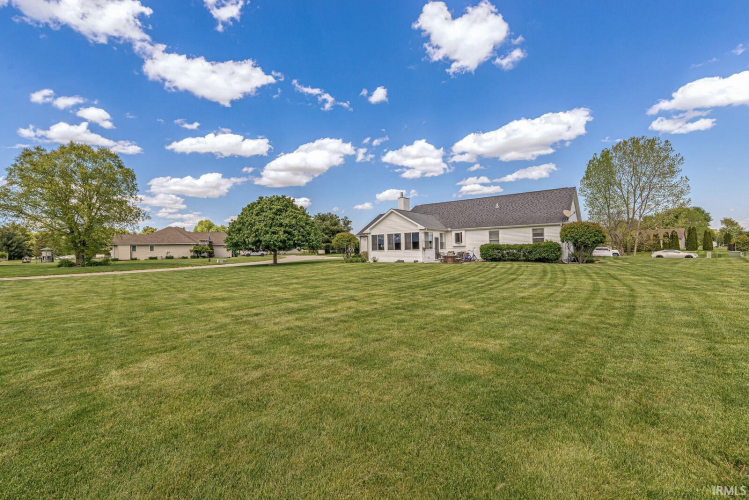 Listing Image 44