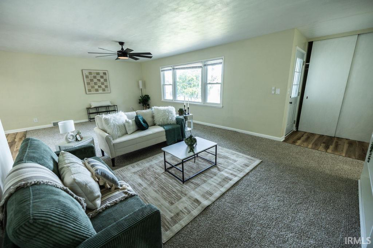 Listing Image 7