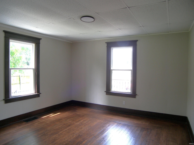 Listing Image 27