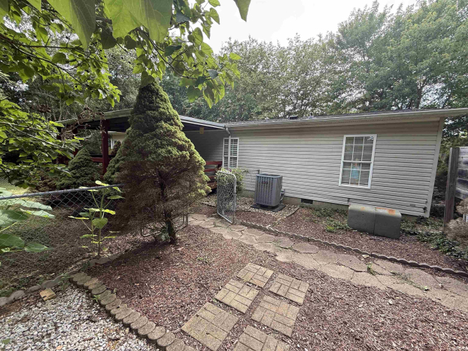 Listing Image 14