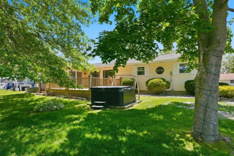 Listing Image 38