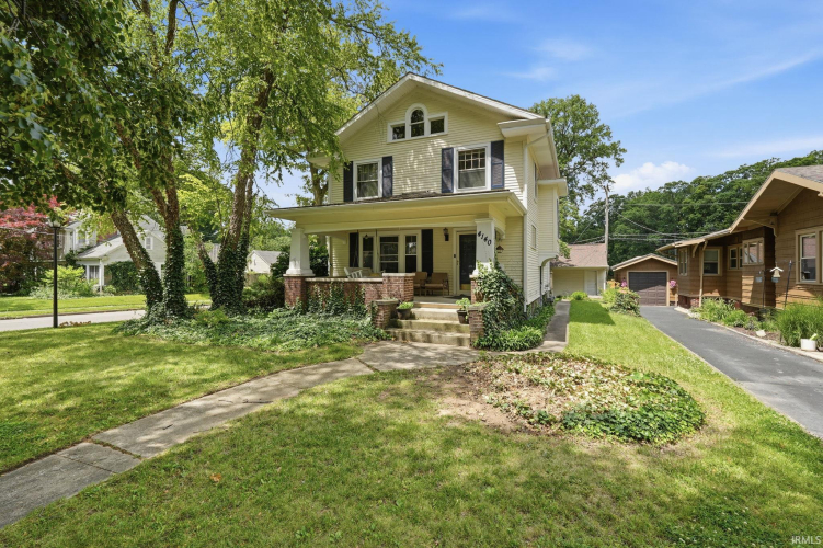 Listing Image 5